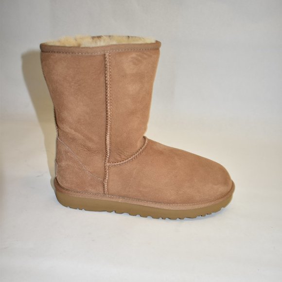 Ugg Classic Short II Suede Water-Repellent Chestnut Suede Boot Sz 8 1016223 - Picture 3 of 11